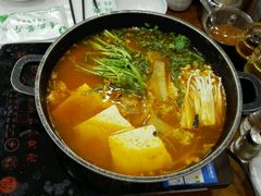 -青瓦餐厅·生鱼片·韩园烤肉(西塔店)