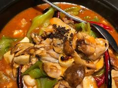 -云海肴·汽锅鸡·云南菜(天山百盛优客店)