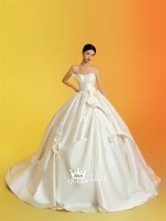 点击看大图 -艾拉·女王婚纱礼服馆