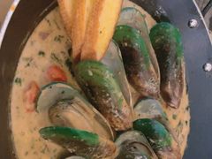 -Mark&Mars Restaurant