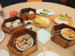 -香宫中餐厅·东北菜·铁锅炖·广式点心(哈尔滨香格里拉店)