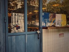 -Be Lived Cafe比例咖啡(摩天轮店)