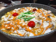 -山城外·非遗酸菜鱼(蜀都万达店)