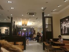 大堂-星巴克臻选(威海威高广场店)