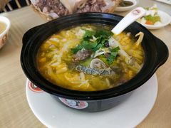 羊杂汤-闫家驴肉老店(华电一校店)