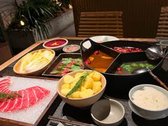 -三出山火锅(万象天地店)