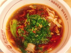 -呷佬·长沙手工米粉(金沙江路店)