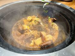 -山里屯铁锅炖·东北菜(康桥店)