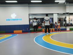 -米高蓝斯克国际轮滑中心(中铁建店)