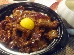 窝蛋牛肉煲仔饭-徐记私厨(半淞园路店)