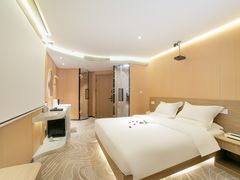 -幸栖洞穴设计酒店(成都春熙路店)