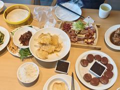 -关东小磨东北菜(上海长风大悦城店)