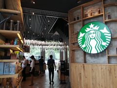 大堂-星巴克臻选(湖滨道店)