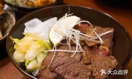 肉食爱好者都喜欢这样的饭