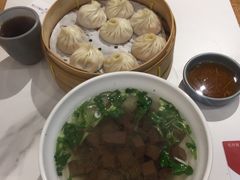 -馋三尺蟹粉小笼(人民广场店)