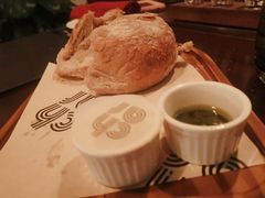 -恰餐厅及酒吧 CHAR Bar & Grill (北京丽都皇冠假日店)