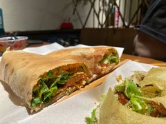 -八月美食小馆(银泰城总店)