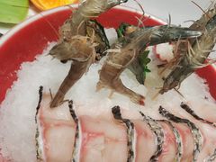 -红鼎豆捞·非遗鲍皇汤火锅(宝丰路店)