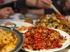 -嗨辣小聚·盘锦河蟹·海鲜烧烤龙虾(盘锦十年好店)
