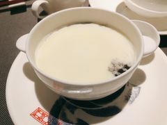 芝麻糊双皮奶-小炳胜(卓悦中心店)