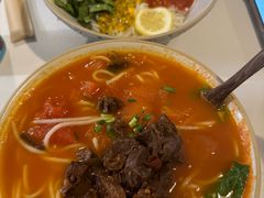 -粉八·云南米线·建水烧烤(常熟路店)