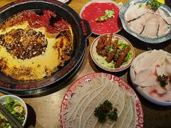 -牛市坎火锅(建设路店)