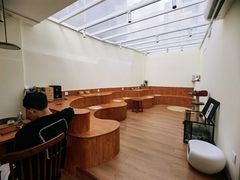 -有猫主题·治愈系猫咖(曾厝垵店)