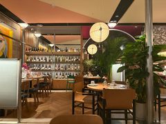 -芭莉与彩虹西餐厅(成都合生汇店)