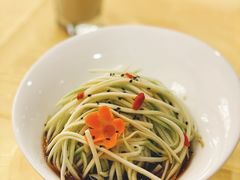 捞汁葫芦丝-同和居(什刹海店)