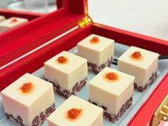 -品海楼·大连海胆锅贴馆(东港店)