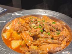 -胖哥俩肉蟹煲(华贸店)