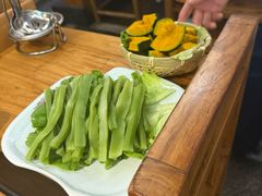 -巴渝瓦肆重庆鲜火锅(宝龙环湖店)