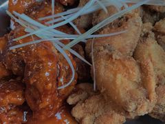 原味炸鸡和酱油鸡双拼-MI WU FACTORY米屋美食工厂餐厅(绿地店)
