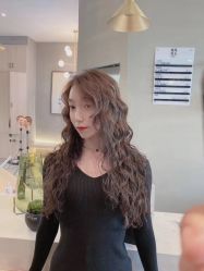 -MOVAN  HAIR莫凡匠人发型屋