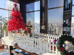 -唐拉雅秀酒店-西锦汇空中BBQ·思创餐厅