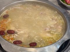 -光头药膳鸡(莱茵小镇店)