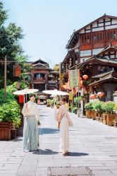 -AOROA·奥洛拉婚纱摄影·旅拍·礼服