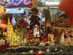 -大头虾越式风味餐厅(光明广场店)