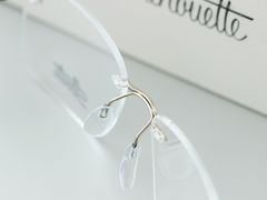 -目艮眼镜SHOWROOM(品牌集合店)