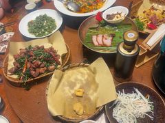-老滇山寨•云南特色菜•地方菜•民族风情歌舞表演(金碧店)