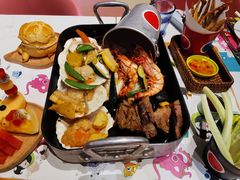 -水桶王国主题餐厅·聚会·生日派对·亲子活动·家庭套餐(亚龙湾希尔顿店)