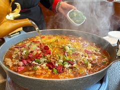 -万重锦·人文川菜馆(骡马市店)