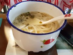 清汤米面-十八家面馆(均瑶店)