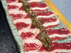 -臻牛烤肉