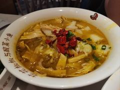 -渝是乎川渝小炒(新世界百货望京店)