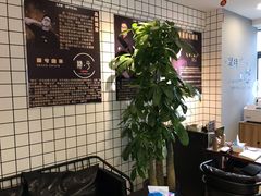 -肆兮眼镜·蔡司·徕卡战略合作店(大坪店)