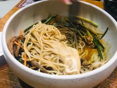 鸡丝凉米线-云海肴·云南小炒·汽锅鸡(天津国金汇店)