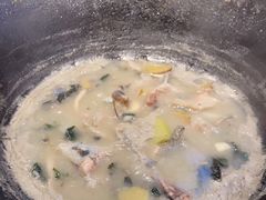 -陈大锅·岳阳鱼馆·地道岳阳菜(美食街店)