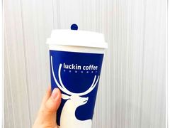 咖啡拿铁-瑞幸咖啡(洛阳正大广场店)