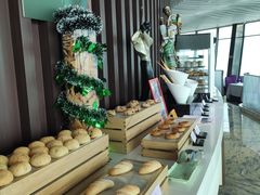 自助取餐区-亚洲国际大酒店·云顶阁旋转自助餐厅